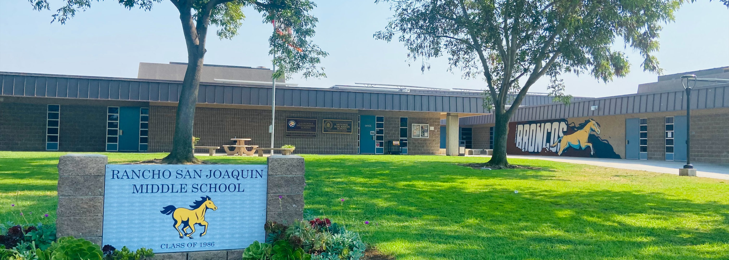 photo of the front of the school